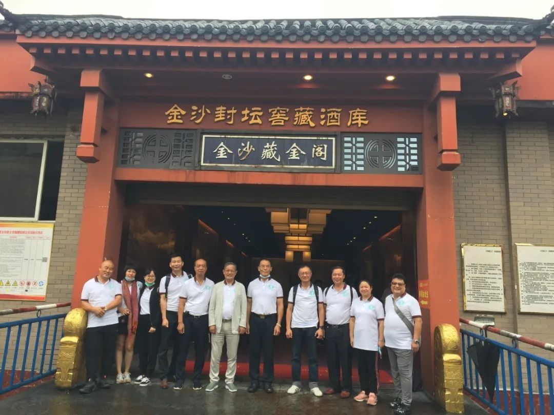 愛心助學(xué)，溫情傳遞——貴州公益助學(xué)系列活動(dòng)